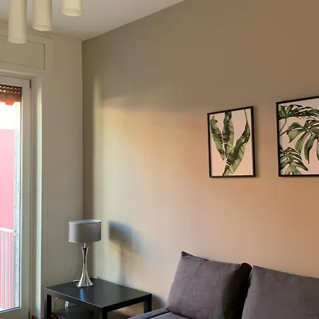 アパート Biella6 *